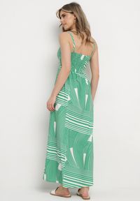 Born2be - Zielona Sukienka z Kopertowym Dekoltem na Regulowanych Ramiączkach z Rozcięciami Jatila. Okazja: na co dzień. Typ kołnierza: dekolt kopertowy. Kolor: zielony. Długość rękawa: na ramiączkach. Typ sukienki: kopertowe. Styl: casual #6