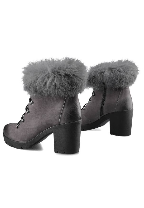 Szare Botki Lemar Damskie Ocieplane Buty Zimowe. Okazja: na co dzień. Kolor: szary. Materiał: nubuk, futro. Sezon: zima. Obcas: na obcasie. Styl: elegancki, casual. Wysokość obcasa: średni