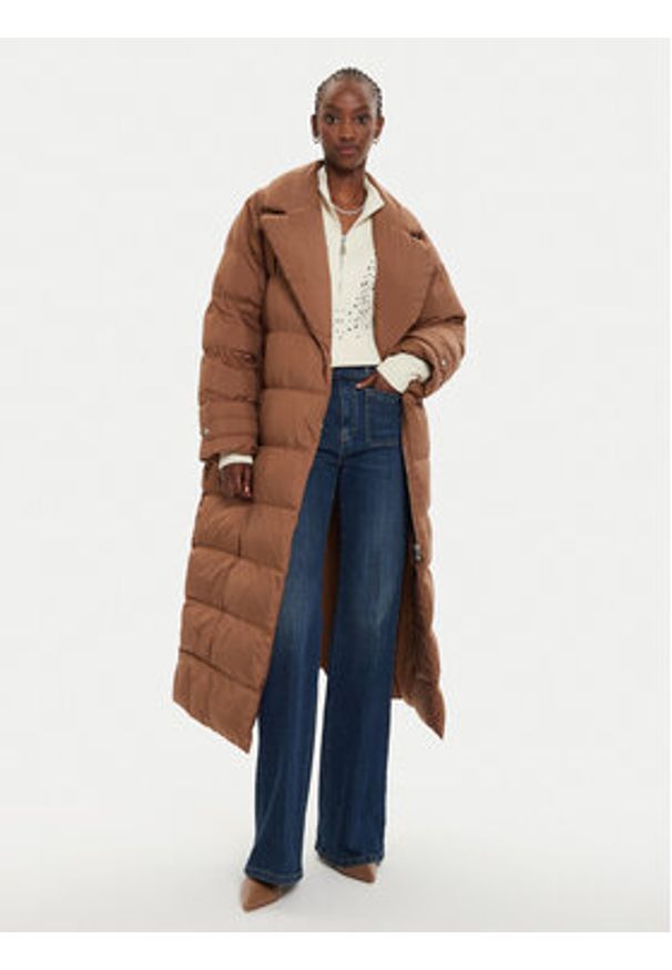 Pinko - PINKO Kurtka zimowa Taccuino 103829 A0L5 Brązowy Regular Fit. Kolor: brązowy. Materiał: syntetyk. Sezon: zima