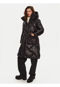 Blauer Kurtka zimowa 24WBLDK02311 Czarny Regular Fit. Kolor: czarny. Materiał: syntetyk. Sezon: zima #1