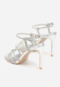 Born2be - Srebrne Cyrkoniowe Sandały na Szpilce z Przeplatanymi Paseczkami Mirafera. Kolor: srebrny. Materiał: satyna. Obcas: na szpilce #7