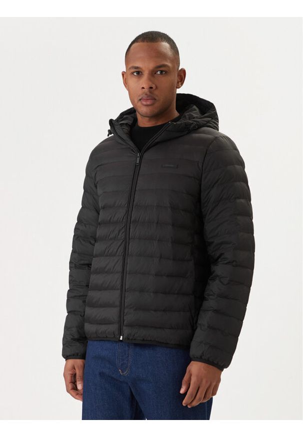 Calvin Klein Kurtka przejściowa LV04LE520G Czarny Regular Fit. Kolor: czarny. Materiał: syntetyk