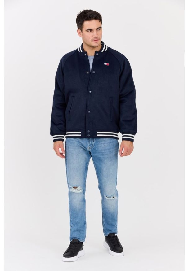 Tommy Jeans - TOMMY JEANS Granatowy męski bomber z domieszką wełny Varsity, Rozmiar XL. Okazja: na co dzień. Kolor: niebieski. Materiał: wełna. Wzór: paski. Styl: sportowy, klasyczny, elegancki, casual
