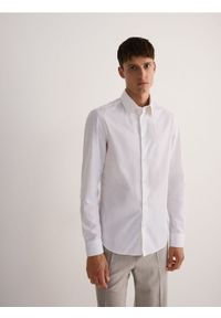 Reserved - Koszula slim z bawełny egipskiej - biały. Kolor: biały. Materiał: bawełna #1