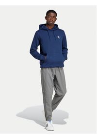 Adidas - adidas Bluza Trefoil Essentials IX7668 Granatowy Regular Fit. Kolor: niebieski. Materiał: bawełna