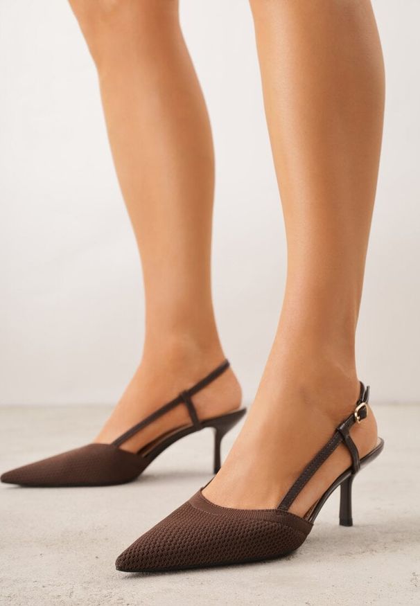 Renee - Brązowe Ażurowe Sandały na Szpilce Typu Slingback Pavidia. Zapięcie: sprzączka. Kolor: brązowy. Materiał: koronka. Wzór: ażurowy. Obcas: na szpilce