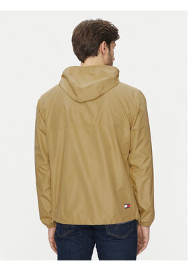 Tommy Jeans Wiatrówka Chicago DM0DM20204 Beżowy Regular Fit. Kolor: beżowy. Materiał: syntetyk