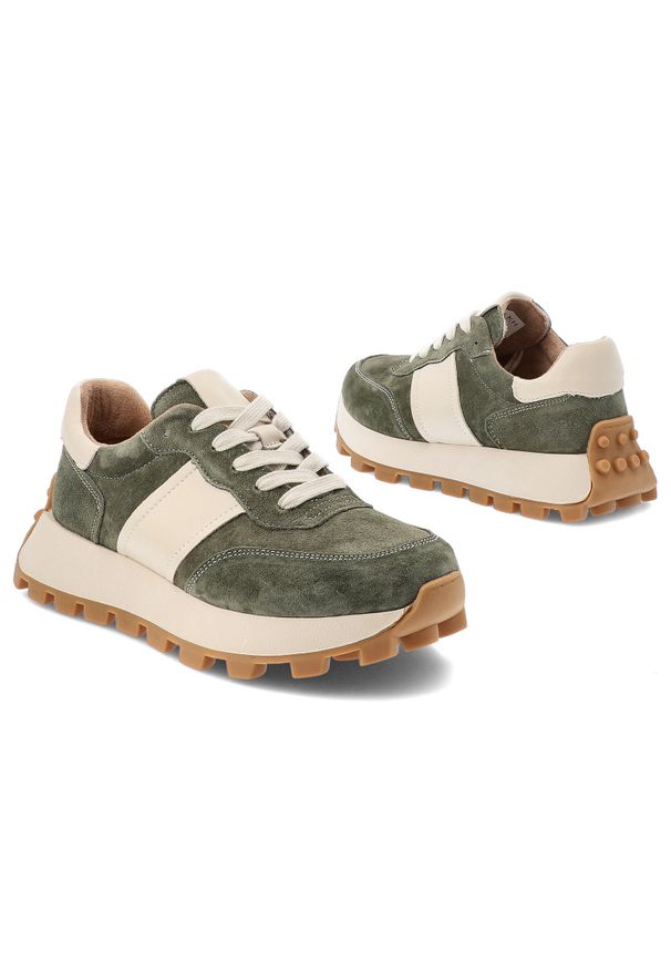 Zielone Sneakersy Filippo Modne Obuwie Damskie. Okazja: na co dzień. Zapięcie: sznurówki. Kolor: zielony. Materiał: zamsz. Szerokość cholewki: normalna