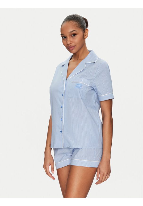 Guess Piżama O5GX10 WH1K1 Niebieski Regular Fit. Kolor: niebieski. Materiał: bawełna