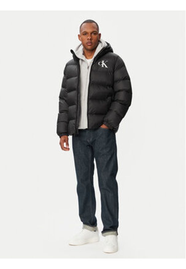 Calvin Klein Jeans Kurtka zimowa LV04RG513G Czarny Regular Fit. Kolor: czarny. Materiał: syntetyk. Sezon: zima