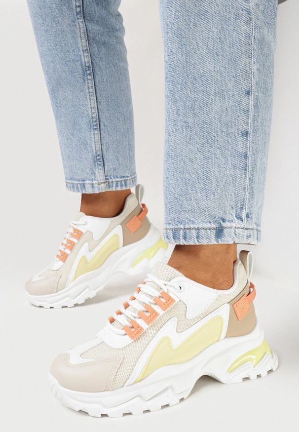 Born2be - Biało-Żółte Sneakersy na Grubej Podeszwie ze Wstawkami z Animal Print Virala. Kolor: biały. Wzór: nadruk