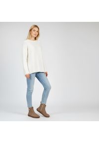 Brązowe Botki Barefoot Armodo Wygodne Obuwie Damskie. Okazja: na co dzień. Zapięcie: zamek. Kolor: brązowy. Materiał: welur. Wzór: aplikacja. Styl: elegancki, casual #9