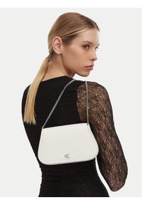 Calvin Klein Torebka Ck Curved Wallet On Chain LV04F1153G Biały. Kolor: biały. Materiał: skórzane #1