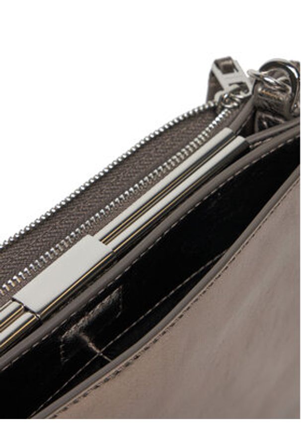 Calvin Klein Torebka Ck Night Square Crossbody_Shiny K60K612793 Srebrny. Kolor: srebrny. Materiał: skórzane