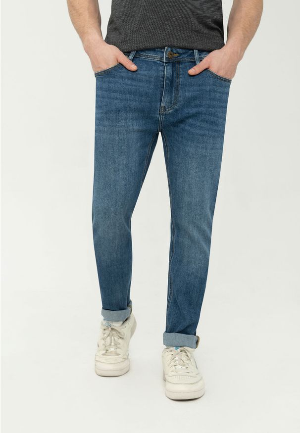 Volcano - Niebieskie jeansy męskie, Slim Fit, D-DEXTER 38. Kolor: niebieski. Sezon: lato. Styl: klasyczny
