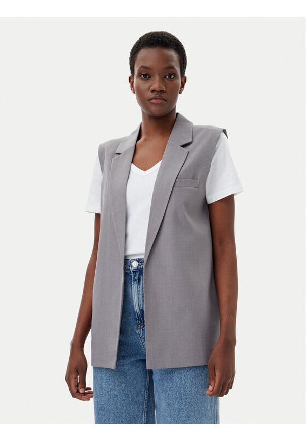 only - ONLY Kamizelka Marine 15338353 Szary Straight Fit. Kolor: szary. Materiał: syntetyk. Styl: marine