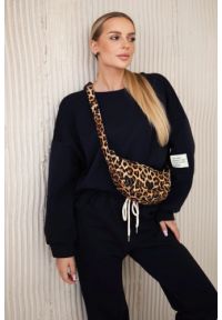 Kesi Włoski - Komplet z wiskozy bluza + spodnie granatowy. Kolor: niebieski. Materiał: wiskoza