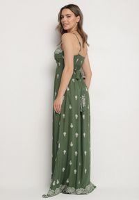 Born2be - Zielona Bawełniana Sukienka Rozkloszowana z Kopertowym Dekoltem i Wiązaniem Revevra. Okazja: na co dzień, na randkę. Typ kołnierza: dekolt kopertowy. Kolor: zielony. Materiał: bawełna. Długość rękawa: na ramiączkach. Typ sukienki: kopertowe. Styl: casual #7