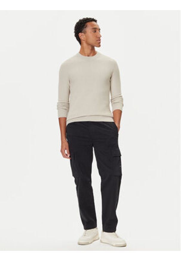 BOSS Sweter Klapok 50548673 Beżowy Regular Fit. Kolor: beżowy. Materiał: bawełna