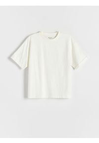 Reserved - T-shirt oversize z nadrukiem - złamana biel. Materiał: dzianina, bawełna. Wzór: nadruk