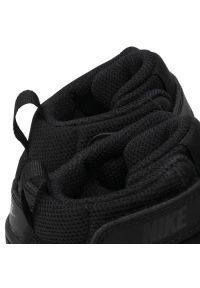 Buty Nike Court Borough Mid 2 Jr CD7783-001 czarne. Okazja: na co dzień. Zapięcie: rzepy. Kolor: czarny. Materiał: guma, syntetyk, materiał, skóra. Szerokość cholewki: normalna. Model: Nike Court #7