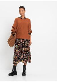 bonprix - Sweter oversize w prążek, z materiału z domieszką wiskozy. Kolor: brązowy. Materiał: wiskoza, materiał. Wzór: prążki #2