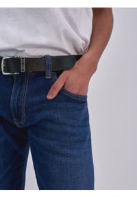 Big-Star - Spodnie jeans męskie granatowe Tommy 630. Okazja: na co dzień, do pracy, na spotkanie biznesowe. Kolor: niebieski. Styl: casual, sportowy, biznesowy