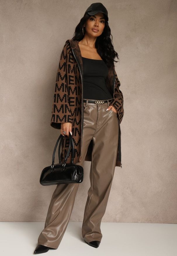 Renee - Brązowo-Czarny Kardigan na Suwak z Kapturem w Literowy Wzór Calitusa. Okazja: na co dzień. Typ kołnierza: kaptur. Kolor: brązowy. Materiał: jeans. Styl: casual