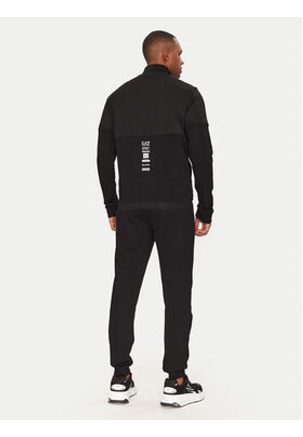 EA7 Emporio Armani Dres 7M000328 AF12660 UC001 Czarny Regular Fit. Kolor: czarny. Materiał: syntetyk, bawełna