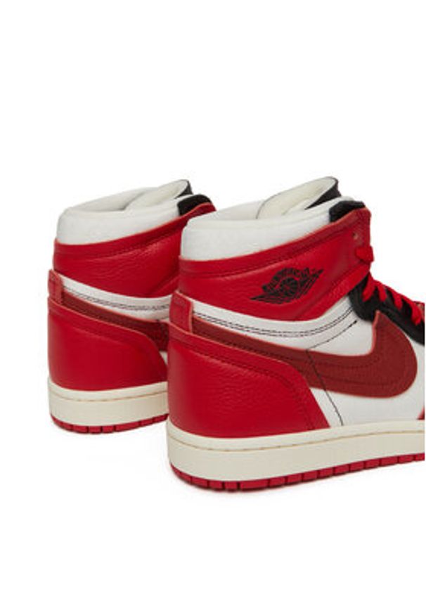 Nike Sneakersy Air Jordan 1 Mm High FB9891 600 Czerwony. Kolor: czerwony. Materiał: skóra. Model: Nike Air Jordan