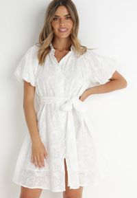 Born2be - Biała Sukienka z Bawełny Zanpey. Kolor: biały. Materiał: bawełna. Wzór: haft. Styl: elegancki. Długość: mini #1