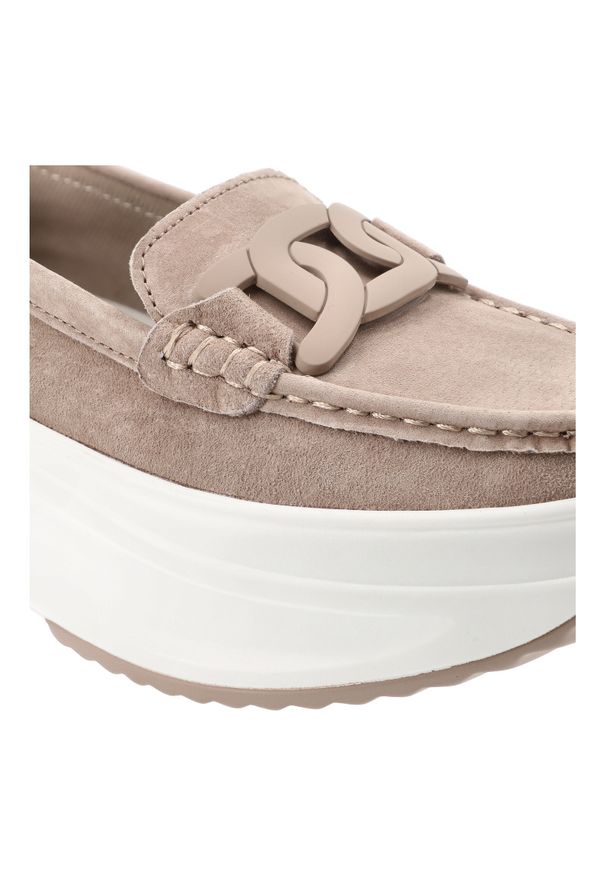 Beżowe Półbuty Filippo Stylowe Obuwie Damskie Na Platformie. Okazja: na co dzień. Kolor: beżowy. Materiał: zamsz. Szerokość cholewki: normalna. Obcas: na platformie. Styl: elegancki