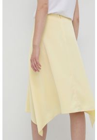 BOSS - Boss Spódnica kolor żółty midi rozkloszowana. Kolor: żółty. Materiał: tkanina. Wzór: gładki #5