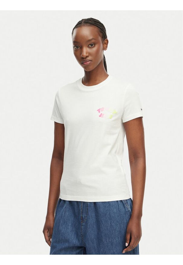 Tommy Jeans T-Shirt Bubble Logo DW0DW22310 Kremowy Regular Fit. Kolor: kremowy. Materiał: bawełna