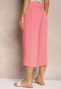 Renee - Różowe Spodnie Palazzo z Gumką w Talii i Długością Nogawki 3/4 Moolia. Kolekcja: plus size. Kolor: różowy. Materiał: materiał
