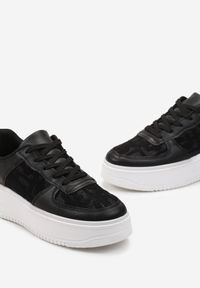 Renee - Czarne Sneakersy na Niskiej Platrofmie z Brokatowymi Wstawkami Enollas. Kolor: czarny. Wzór: aplikacja #5