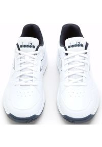 Buty tenisowe męskie Diadora Volee 6. Kolor: biały. Materiał: skóra ekologiczna, materiał. Sport: tenis