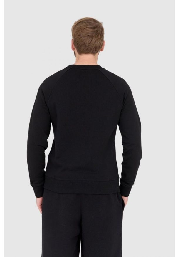 Balmain - BALMAIN Czarna bluza męska z dużym białym logo. Kolor: czarny