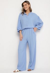 Born2be - Niebieski Muślinowy Komplet z Bawełny o Kroju Oversize Koszula i Szerokie Spodnie Ziselia. Kolor: niebieski. Materiał: bawełna. Wzór: aplikacja
