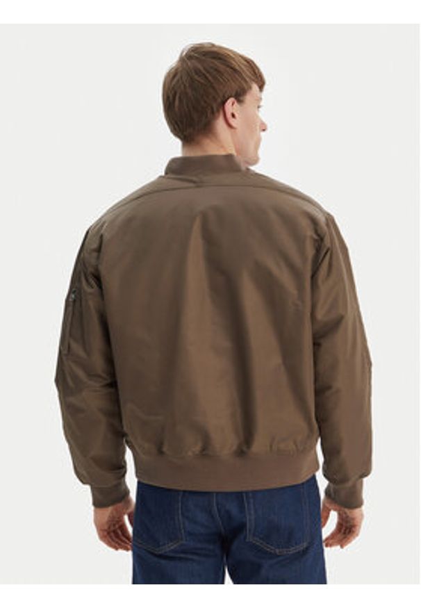 Calvin Klein Jeans Kurtka bomber LV04RC526G Brązowy Regular Fit. Kolor: brązowy. Materiał: syntetyk