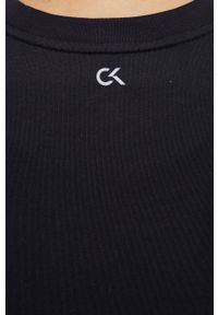 Calvin Klein Performance - T-shirt. Kolor: czarny. Materiał: materiał, dzianina. Długość: długie. Wzór: nadruk #4