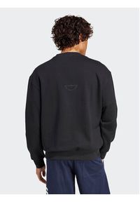 Adidas - adidas Bluza Embroidered IS2035 Czarny Loose Fit. Kolor: czarny. Materiał: bawełna #2