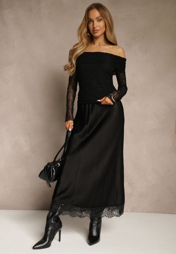 Renee - Czarna Wiskozowa Spódnica Satynowa z Koronką Fedore. Okazja: na co dzień. Kolor: czarny. Materiał: wiskoza, satyna, koronka. Wzór: koronka. Styl: casual, klasyczny