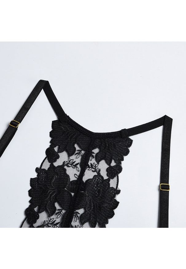 Intica - Komplet bielizny z haftem elegancki i komfortowy Nadien. Kolor: czarny. Materiał: materiał. Wzór: haft