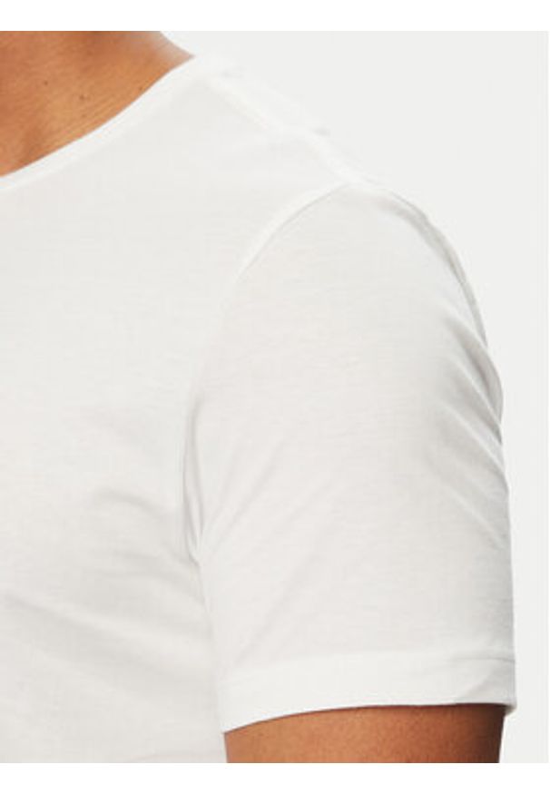Calvin Klein Jeans T-Shirt SS 30s EU LV04RG800G Biały Regular Fit. Kolor: biały. Materiał: bawełna