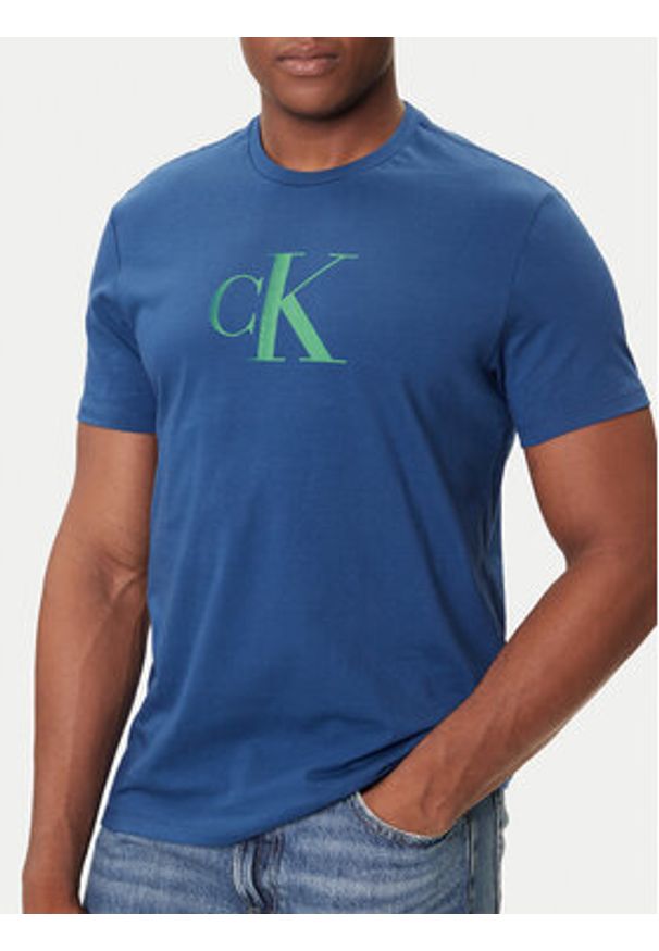 Calvin Klein Jeans T-Shirt Center Monogram LV04RC857G Niebieski Regular Fit. Kolor: niebieski. Materiał: bawełna