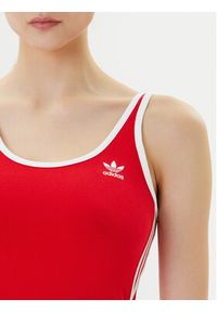 Adidas - adidas Sukienka codzienna adicolor 3-Stripes JD4620 Czerwony Slim Fit. Okazja: na co dzień. Kolor: czerwony. Materiał: bawełna. Typ sukienki: proste. Styl: casual #4