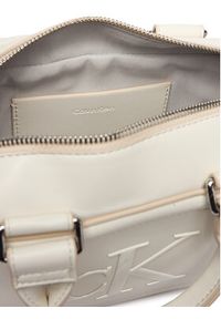 Calvin Klein Torebka Bold Ck Elongated Mini Tote LV04F3411G Biały. Kolor: biały. Materiał: skórzane #4