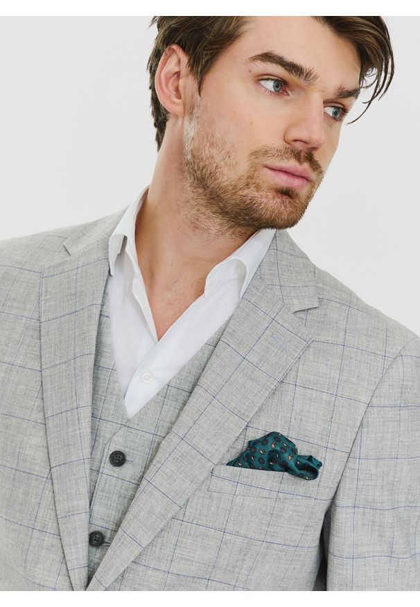 Pako Lorente - PAKO LORENTE – Szara marynarka w niebieską kratę. Kolor: wielokolorowy, niebieski, szary. Materiał: poliester, elastan, wiskoza. Wzór: kratka. Styl: klasyczny