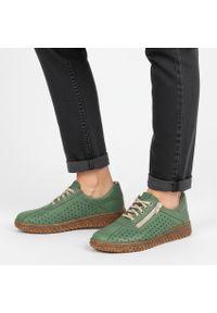Półbuty damskie Wasak, niski fason sznurowanie boczny zamek ażurowa cholewka miękka konstrukcja elastyczna podeszwa, zielony, 0812. Zapięcie: sznurówki. Kolor: zielony. Szerokość cholewki: normalna. Wzór: ażurowy #1